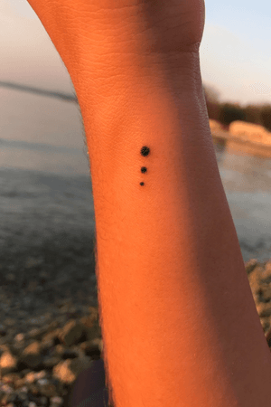 Three dots and the most beautiful and inspirational place #islandofzlarin #killerink #Intenzetattooink #inspiration #vacation 
