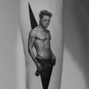 Tattoo by Pawel Indulski #PawelIndulski #blackandgreyrealismtattoos #blackandgreyrealism #blackandgrey #realism #hyperrealism #realistic #BradPitt #FightClub #TylerDurden #cigarette #film #movietattoo #portrait