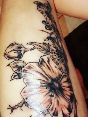 Leg peice of flowers and leaves. Done Oct 24th 2018