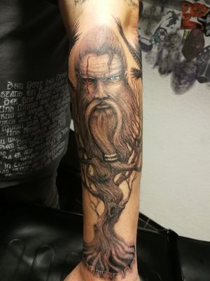 Nordic, Odin with Tree and raven