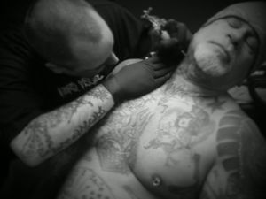 Jerome getting tattooed - Photograph by Elvia Iannaccone Gezlev #ElviaIannacconeGezlev #tattooculture #tattoocommunity