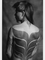Leo Zulueta - Photograph by Elvia Iannaccone Gezlev #ElviaIannacconeGezlev #tattooculture #tattoocommunity
