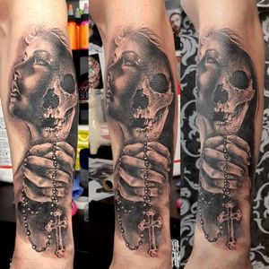 I've had amazing fun with this today :) second session with sleeve and can't wait for another one ;)#dktattoos #dagmara #kokocinska #coventry #coventrytattoo #coventrytattooartist #coventrytattoostudio #emeraldink #emeraldinkltd #emeraldinkcoventry #portrait #portraittattoo #dkportraits #skulltattoo #rosarytattoo #tattoo #tattoos #tattooideas #tatt #tattooist #tattooshop #tattooedman #tattooforman #killerbee #immortalinnovations