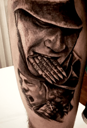 #war #portrait #soldiers #realistictattoo #red #blackangrey #color #fkirons #tattoo #tattooink #pomezia #roma #tattoolove #tattoolife #ink #inked #switzerland #inkworld #zurich #inkmania #inkmaniatattooconvention #lovemyjo #tattootime #tattoopeople #inkboy #photooftheday #worldfamousink #tattoopeople #tattoo2me