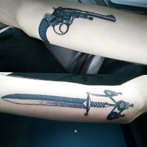 Damocles sword & Russian roulette by merde_shit, done at the Manoir Tattooshop (Lille, France)
