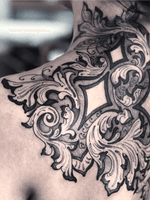 Filigree #blackandgrey #filigree #ornamental #tattooartist #ladytattooers #femaletattooartist #inked #art 