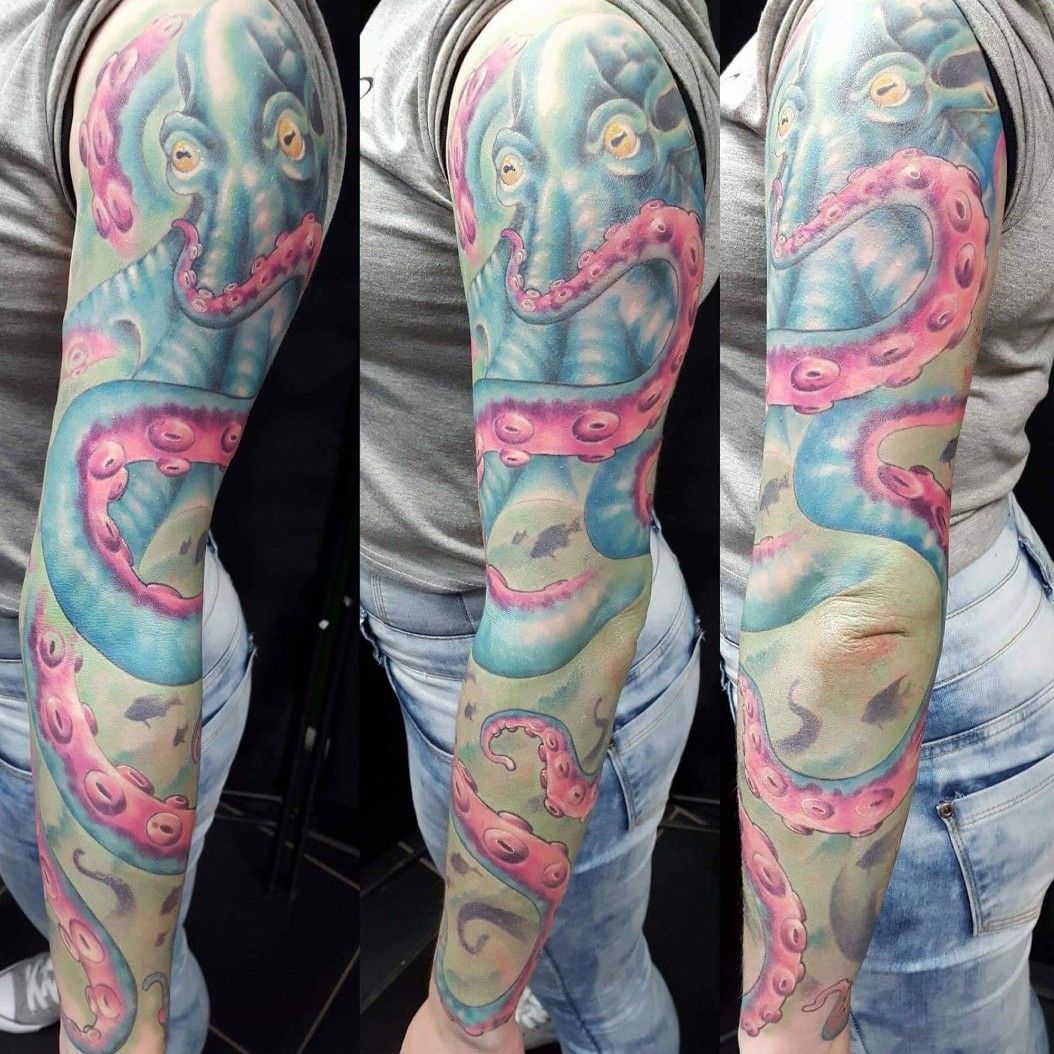 Tattoo Uploaded By Kee Bear Deep Sea Octopus Deep Deepsea Ocean Octopus Octopustattoos Octopustattoo Kraken Krakentattoo Tattoodo
