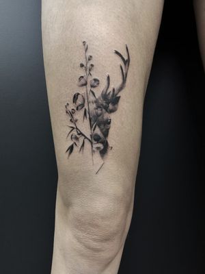 Cerf#TATTOOFLASH #AENIMAPARIS #tattoo #fineart #tattoodo #naokotattoo #cerf #tatouage #tattoos #vegantattoo #crueltyfree #veganparis #japanesetattoo #cheyennetattooequipment #blackandgreytattooleague #drawing #draw #tattooart #inked #blacktattoo #inkaddict #tattooed #tattooist #animalprotection #l214 #paris #France #blacktattoo #minimaltattoo 