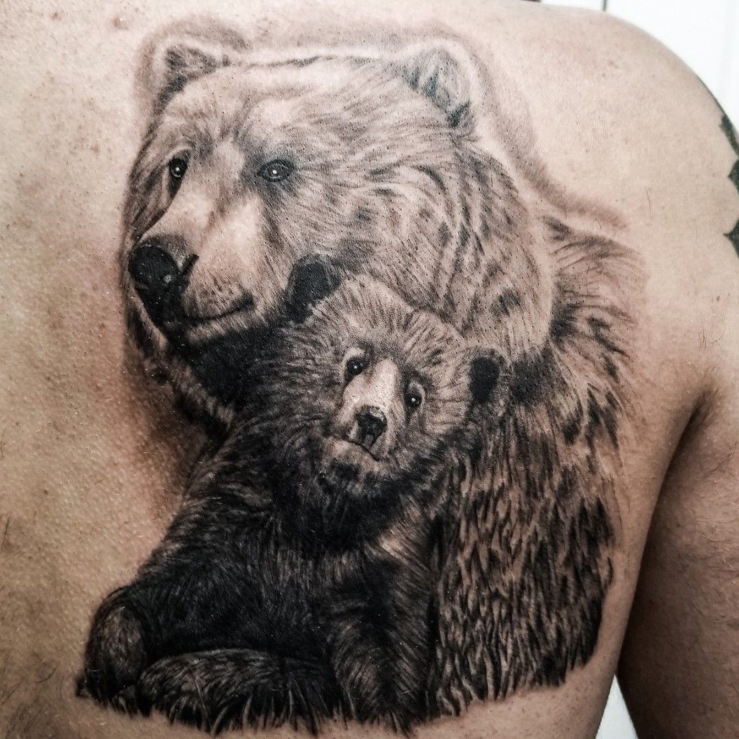Tattoo uploaded by Ross Howerton  A mamma bear and her cub by Lawrence  Edwards IGferaleyes animals bears blacktattoo lawrenceedwards  pointillism  Tattoodo