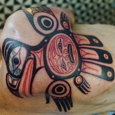 Tattoo by Igor Kapman #IgorKapman #tribaltattoos #tribaltattooing #tribal #ancient #blackwork #pattern #linework #dotwork #shapes #abstract