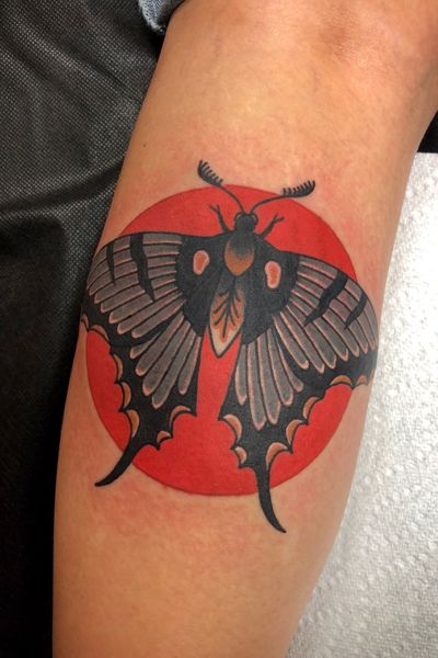 #mothtattoo #moth #traditionaltattoo #butterflytattoo #bug 