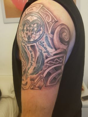 Free hand, norse