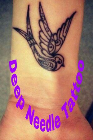 #taube #Schwalbe #mandala #handgelenk #frau #inkgirl #inked #tattooedwoman #tattooedgirl #tattooed #tattoist #inkgirl #follow #followforfollow #blackgrey #cheyenehawk #eternal#dreamtattoo #eternal#dreamtattoo#mindblowing 