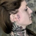 Hand Poked Tattoo done at Manomorta Tattoo Bergamo. For info write me silviaplacenta@gmail.com #handpoke #handpoketattoo #handpoked #sticknpoke #tattooartist #tattooitaly #tattooist #tattooitalia #Tattoodo #inked #inkedgirls #rosetattoo 