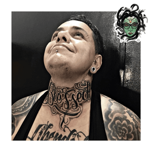 Blessed #NaneMedusaTattoo #tattoo #tatuagem #tattooart #tattooartist #tattoolover #tattoodoBR #riodejaneiro #tatuadora #lettering #letteringtattoo #caligraphy #caligraphytattoo #tatuadoras #blessed 