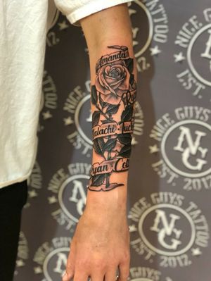 Tattoo uploaded by Gariott Scott • Rose with a banner of names going around  it. • Tattoodo