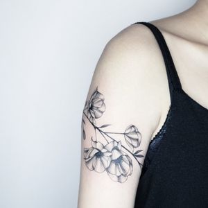 #flowers #flowertattoo #tattoo 