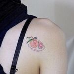 Tattoo by Tattooist Choxdal #TattooistChoxdal #beautifultattoos #beautiful #peach #fruit #food #illustrative #watercolor #fig