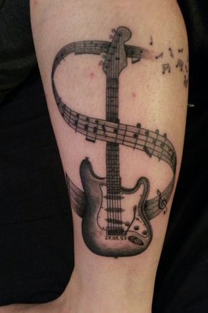 In memory of my dad. *01.february.2014*💞 He played the guitar as a hobby. The notes are from *frankie goes to hollywood - the power of love*, the song we played on his funeral 🎶 I created the tattoo by my self 😊 #guitartattoo #guitar #notes #note #Fender #Stratocaster #thepoweroflove #frankiegoestohollywood #restinpeace #rip #daddy #dad #daddytattoo 