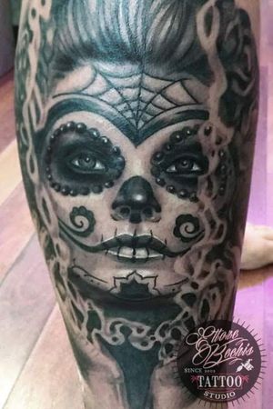Mexican Lady Dia De Los Muertos black and gray tattoo done at Ettore Bechis Tattoo Studio in Miami Beach with tubes and needles by  KingPin Tattoo Supply 