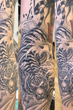 Tattoo#tiger#tigertattoo#tigre#tattooblackandgrey#ink#japantattoo#japonese