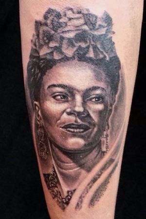 Frida Kahlo tattoo done at Ettore Bechis Tattoo Studio in Miami Beach with tubes and needles by KingPin Tattoo Supply 