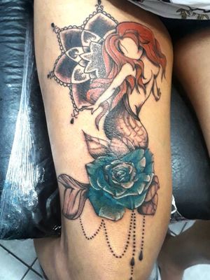 #kiatattoo #tattoo #tatuagem #tatuaje #pontilhismo #pointlism #tatuagempontilhismo #pointlismtattoo #mandala #mandalatattoo #colorido #tatuagemcolorida #colorfultattoo #tatuagemsereia #sereia #mermaidtattoo #mermaid #tatuagemrosas #rosas #rosetattoo #roses #tatuagemsp #tatuagemguarulhos