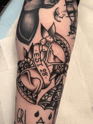 hourglass done @ the sweet life tattoo shop by jayden happel