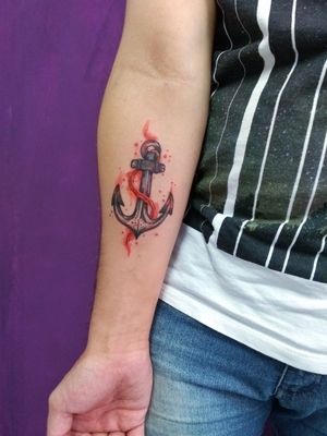 Primeira tattoo do Wedell Âncora para simbolizar a amizade #archortattoo #aquarelatattoo #tattoocolor 