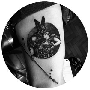Odin e Brunhilde 10cm Fresh #victor_schmegel #victorsink #victorsinktattoo #tattooartist #blacktattoo #blackwork #shaded #odin #brunhilde #inked #smalltattoos #ttt #blclttt #odinism #vikings #valhalla #blackworkers #black #tatuagem #tatouage #tatuaje #Brazil