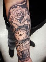 Rose and pocket watch 