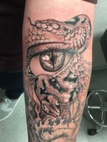 This is my 3rd peice of my greek sleeve and most probally my favorite as its different, it symbolises medusa with the snakes and half human and half snake eye 