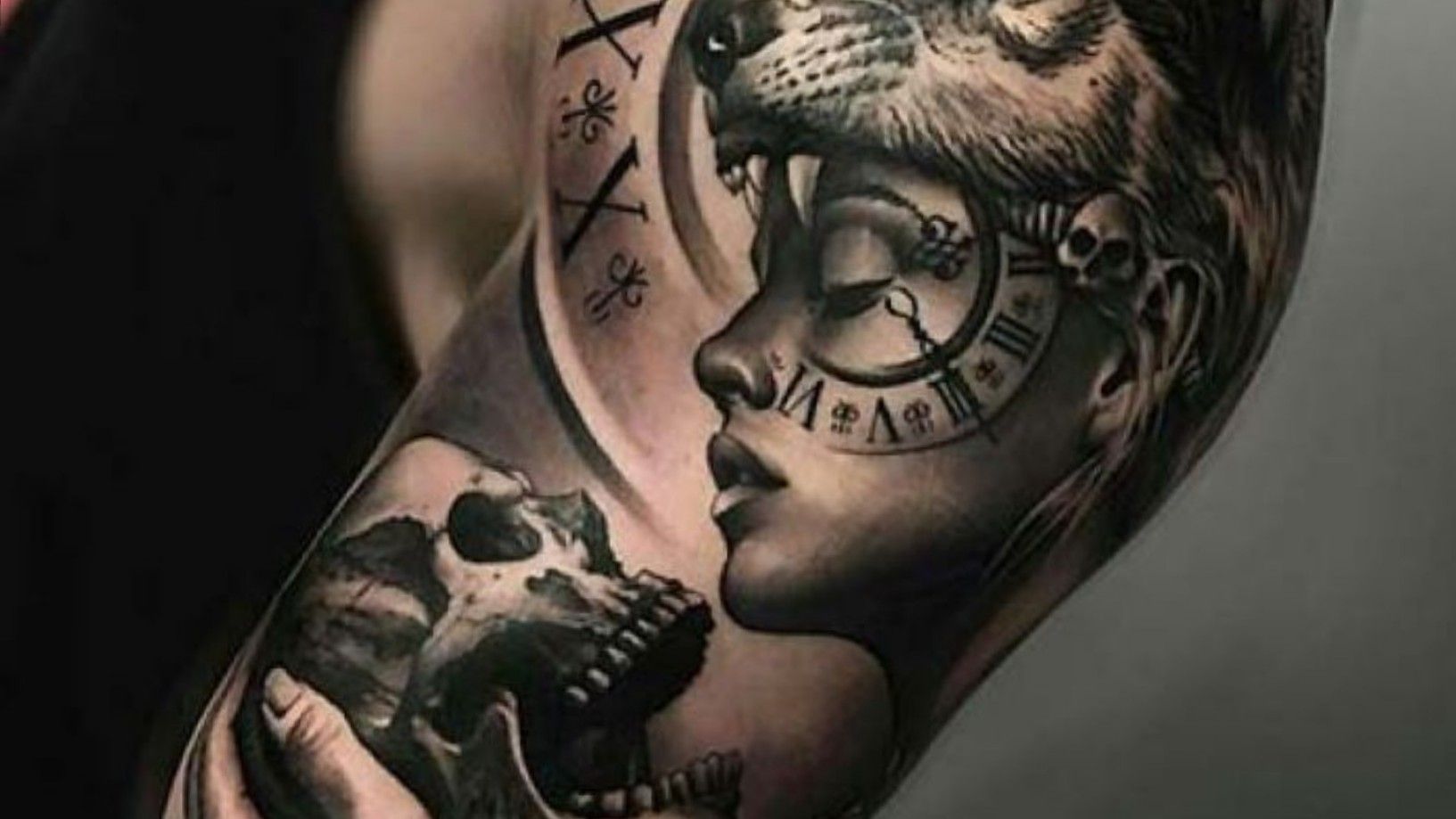 25 Awesome Skull Sleeve Tattoos Designs For Women  Wassup Mate