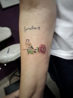 #tattoo #ink #blackwork #tattoolife #Tatuadouro #love #inkedgirls #Tatouage #eletricink #igtattoo #fineline #draw #tattooing #tattoo2me #tattooart #instatattoo #tatuajes #flowerstattoo #womantattoo #inkedgirls #fineline #realism #minimalismtattoo #tattoo2me #tattooart #Goiania
