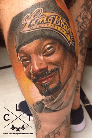 Color tattoo. Portrait tattoo. Realistic tattoo. Leg tattoo.