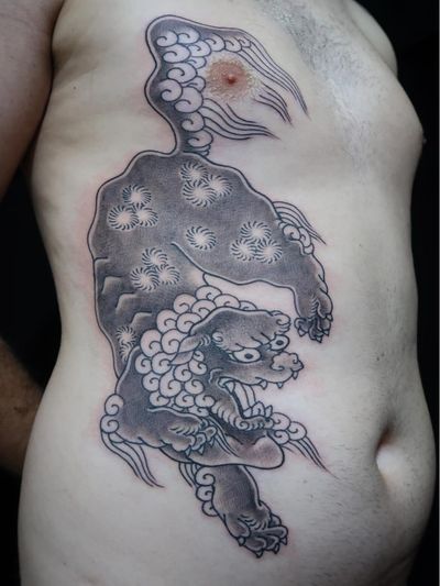 Tattoo by Ichi Hatano of Ichi Tattoo Tokyo #IchiHatano #IchiTattooTokyo #Japanese #Irezumi #horimono #Tokyo #Japan #Karajishi #shishilion #foodog #lion #guardian