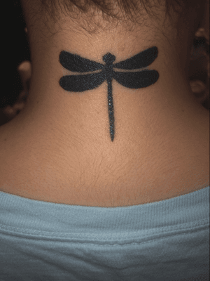 Dragonfly : having flown the Earth for 300 million years, they symbolize our ability to overcome hardship. They remind us to take time to reconnect with our own strength, courage, and happiness. 