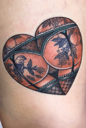 Japanese peach tattoos in little buttoo