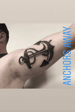 Old school anchor on the inner bicep. #anchor #blackandgray #arm #traditional 