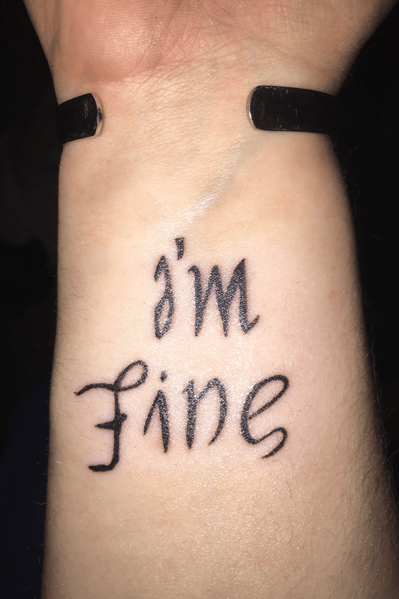 Im me. Татуировка БТС save me. Тату БТС I'M Fine. I M Fine тату. Im Fine BTS тату.