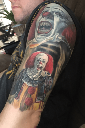 Pennywise - upper arm sleeve