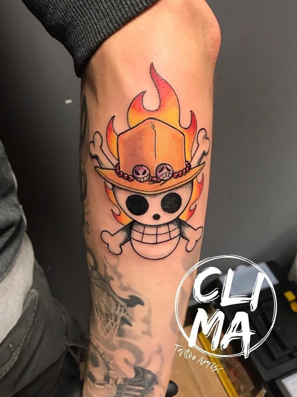 I do anime tattoos and got to do a simple Luffy today  Hope you guys like  it  rOnePiece