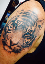 •TIGRE• #tatuadoresvenezolanos #tattoo #tatuajes #dotworktattoo #blackwork #blackandgrey #blackandgreytattoo #tiger #art #caracas #venezuela #inkedmag 