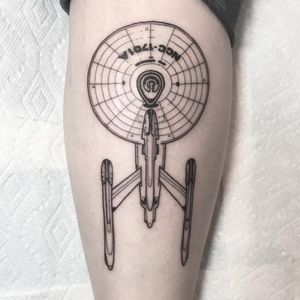 Tattoo by Jason Monroe #JasonMonroe #SciFitattoos #scifi #sciencefiction #StarTrek #illustrative #Blackwork #spaceship #space
