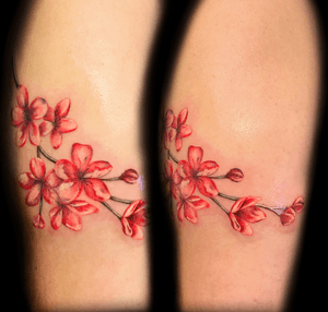 Thanks Naomi! #ink #inked #tattoodo #losangeles #artist #girlswithtattoos #flowers #diverse thanks for looking #juliustattooer