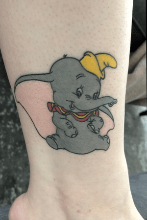 Done by Apryl Triana @ 27 Tattoo Studio #Dumbo #disneytattoo #disney #elephant 