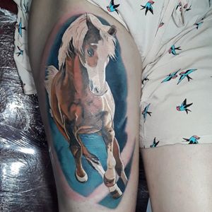 For booking mail me: krismengio@gmail.com #krismen #tattoo #colortattoo #realistic #realism #blackandgreytattoo #blackandgrey #horsetattoo #horse 