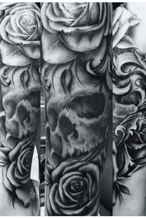 #realism #skull #roses #sleeve #blackandgrey #filligree #daltonkelsey