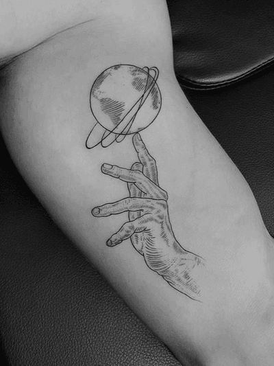 World on the hand #blackandgrey #illustration #hand 