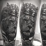 Lion King #liontattoo #lion #tatted #tattooartist #realism #bnginksociety #tatted #tattooistartmag 